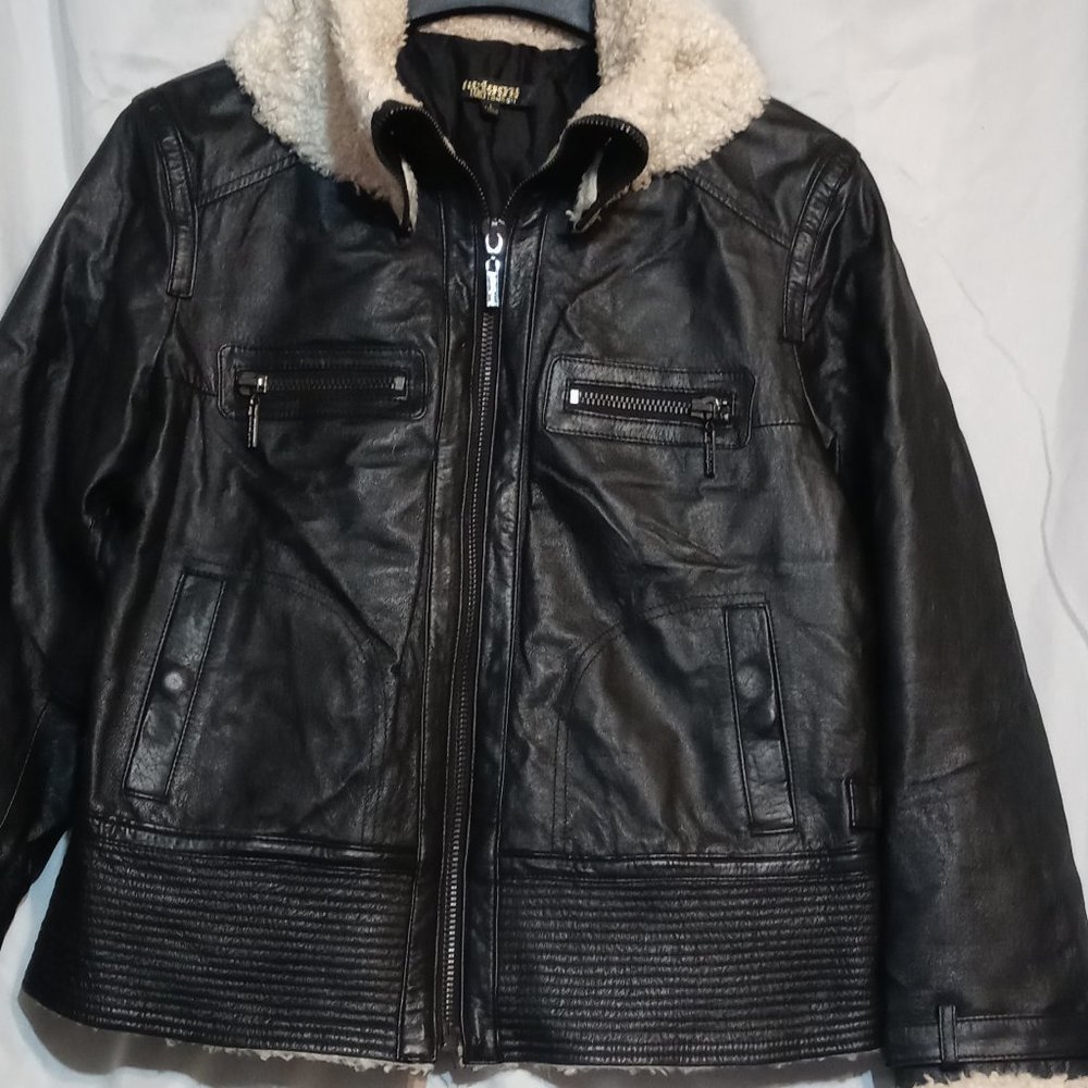 HOT BLACK LEATHER BOMBER/AVIATOR W/ SHERPA TRIM!!!